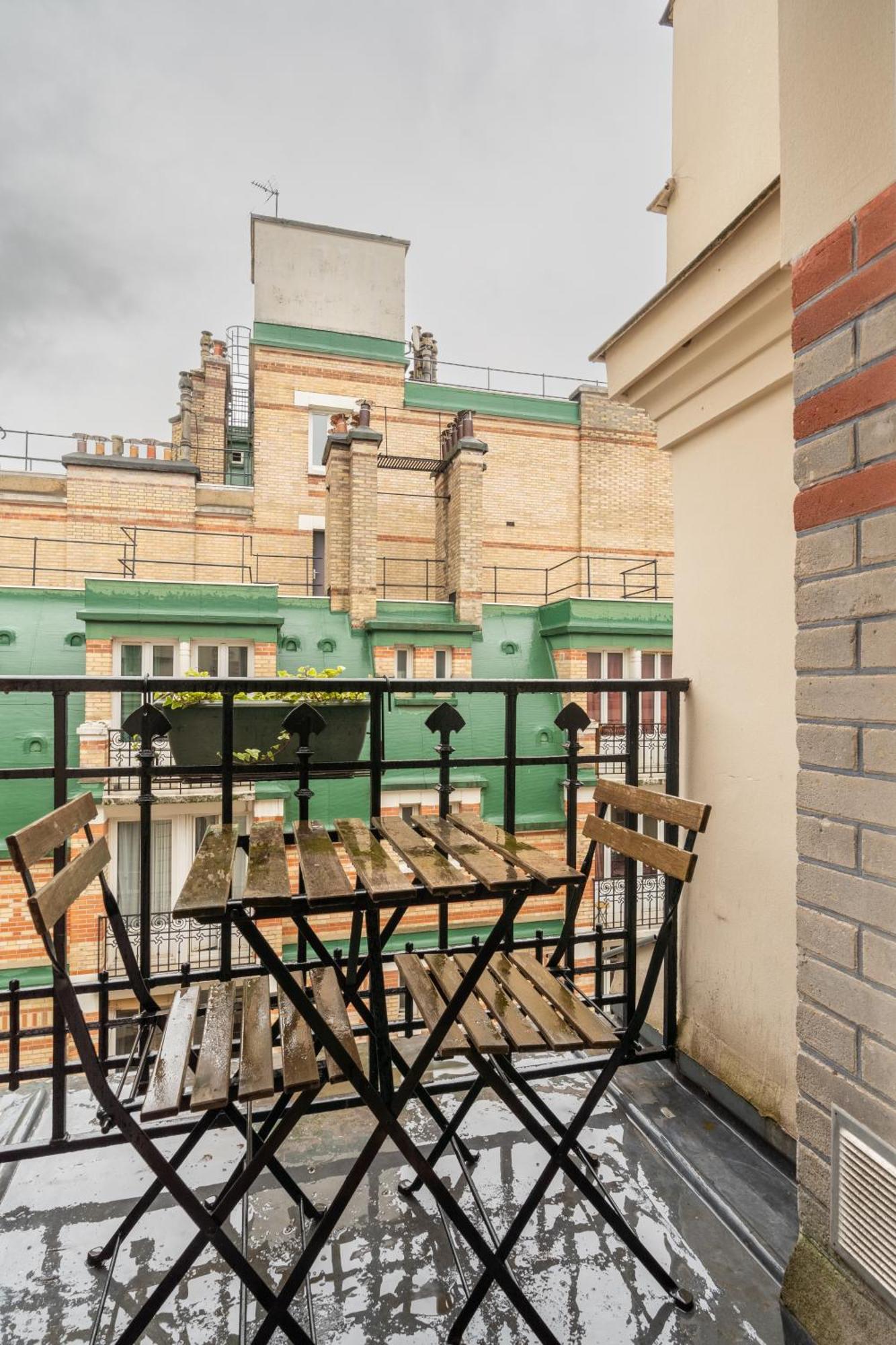 Chic 1Bd Apartment With Balcony Picpus Paris Exterior photo